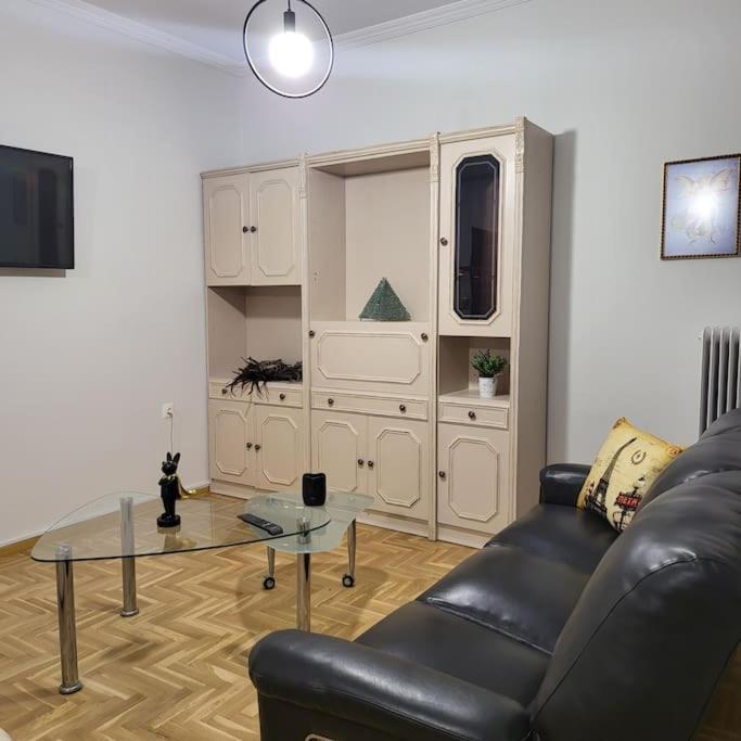 Great Apartment In Veria Luaran gambar