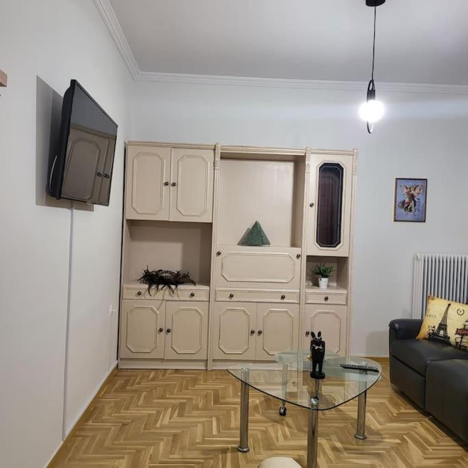 Great Apartment In Veria Luaran gambar